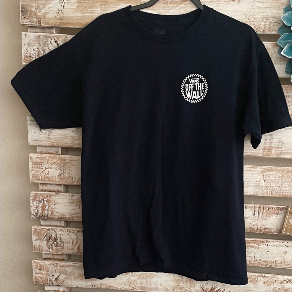 🔥🔥 (3/$20) 
Vans Men's Navy Blue Tee with Logo Size Large